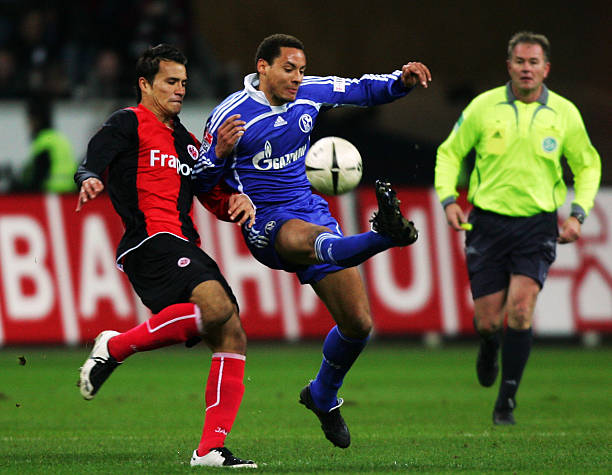 巨额转会费 巨额转会费