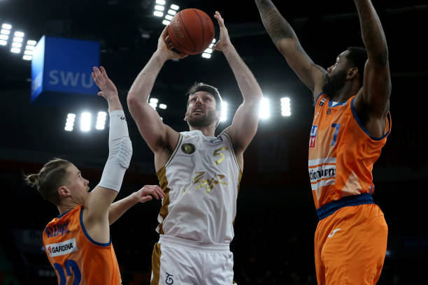 今天 06：28韩鹏中超鲁能瓦科克雷桑山东泰山马德鲁加卡扎伊什维利15